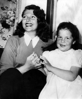 Rita HAYWORTH und Tochter Rebecca