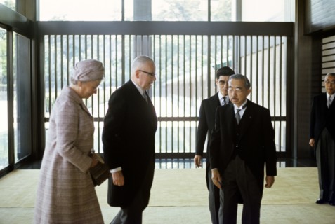 Bundespräsident Gustav Heinemann und seine Gattin Hilda werden bei ihrem Besuch in Japan im Mai