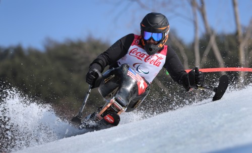 Stephani Victor aus der Schweiz fährt auf der Strecke