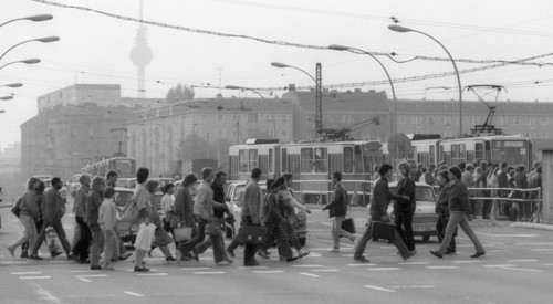 Gare S-Bahn Leninalle (aujourd'hui Landsberger Allee) à Berlin