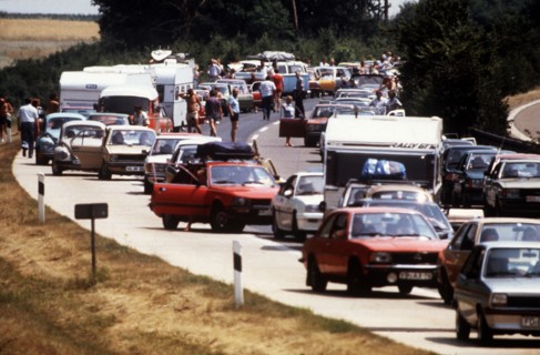 Grand embouteillage sur l'autoroute A7 près de Hammelburg en direction de Fulda (Allemagne)