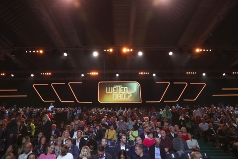 Viewers of the anniversary show "Wetten, dass...?" wait in Hall 3c of the Nuremberg Exhibition Centre for the show to begin