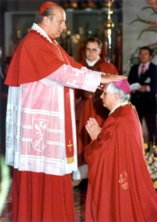 Am Pfingstsonntag des Jahres 1977 wurde der von Papst Paul VI. zum Erzbischof von München und