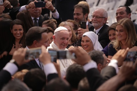24 January 2019, Panama, Panama-Stadt: Pope Francis (M) smiles during his visit to the Ministry of