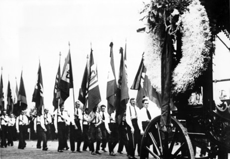 The Nazi propaganda photo shows the funeral procession for murdered supporter of the Sudetenland