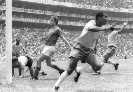 Brazilian international football player Jairzinho (front) is celebrating his 3:1 goal during the
