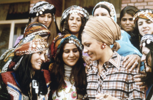 Voyage officiel de Farah Pahlavi