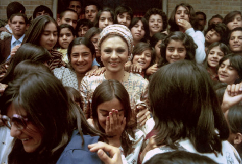 Farah Pahlavi en visite officielle