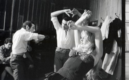 Brigitte Bardot en cours de flamenco