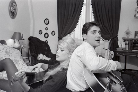 Brigitte Bardot et Sacha Distel (1958)