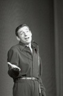 Yves Montand (1962)