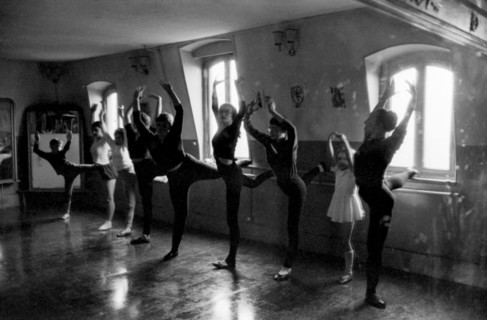 Dance lessons on the first floor of Louis-Ferdinand Céline's house in Meudon