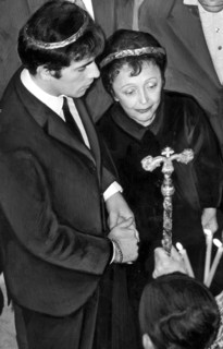 Piaf et Théo Tarato, mariage selon le rite orthodoxe. 9 octobre 1962