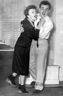 Piaf et Charles Aznavour, 1957
