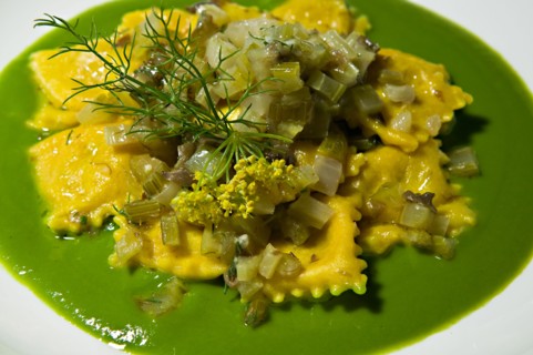A plate of vegetarian "ravioli", Ristorante "La Bastiglia" in Spello