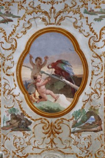 Vicenza, Villa Valmarana ai Nani, Guest Lodgings, the Room of the Putti, medallion with putti