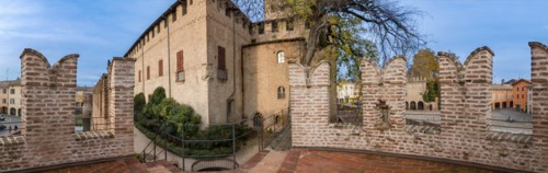 Fontanellato, Rocca Sanvitale: view of the fortress and i some houses