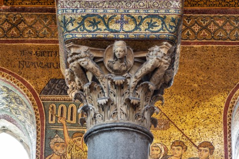 Monreale, Duomo: Corinthian capital