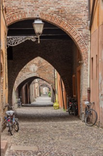 Ferrara, Delle Volte Street