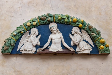 Andrea Della Robbia: 'Christ in Piety between two Adoring Angels'