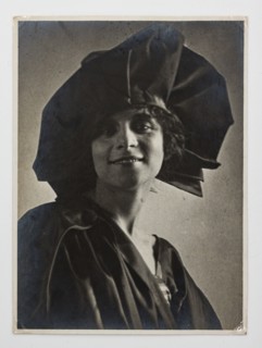 “L’attrice Maria Melato"