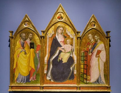 Tryptique de Vierge à l'enfant couronnée