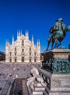 Exterior view of the Milan Cathedral