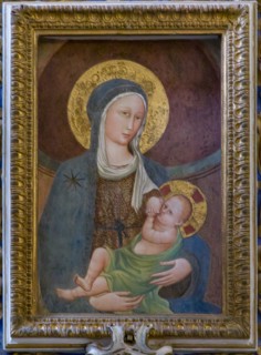 Montepulciano, church of Sant'Agnese: “Nursing Madonna", detached fresco by a Siena painter from
