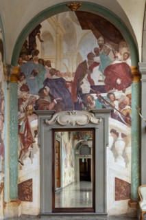 Medici Villa La Petraia, courtyard: “Clement VII crowns Charles V in Bologna”, fresco from the