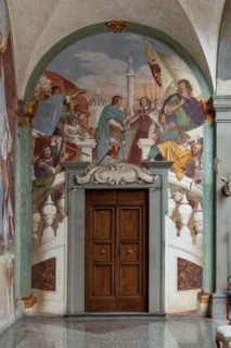 Medici Villa La Petraia, courtyard: “Giuliano Duke of Nemours and Lorenzo Duke of Urbino on the