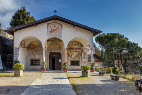 Clusone: Chiesa di San Defendente.

[ENG] 
Clusone: Church of St. Defendens.
Clusone (BG),