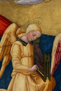 “Coronation of the Virgin”, by Neri di Bicci, 1473, painting on panel. Detail with angel playing