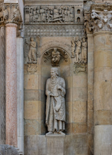 Fidenza, duomo (Cattedrale di San Donnino):
“Il Profeta Ezechiele” di Benedetto Antelami.
Il