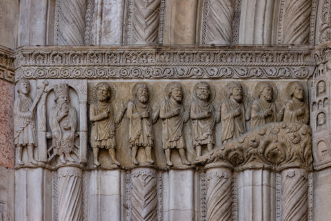 Fidenza, duomo (Cattedrale di San Donnino), facciata, portale maggiore: dettaglio dell’archivolto