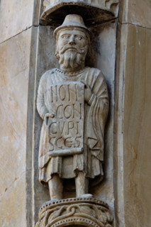 Fidenza, Duomo (Cattedrale di San Donnino), facciata, portale maggiore: dettaglio dell’archivolto