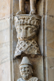 Fidenza, Duomo (Cattedrale di San Donnino), facciata, portale maggiore: dettaglio dell’archivolto