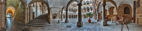 Cour du Palais des Normands à Palerme, Sicile, Italie.