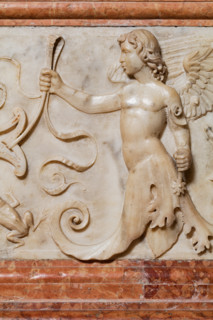 Modena, Duomo, interno, navata destra: monumento funerario dedicato a Francesco Molza; di