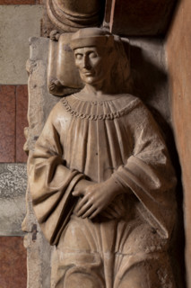 Modena, Duomo, interno, navata destra: monumento funerario dedicato a Francesco Molza; di