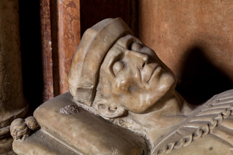 Modena, Duomo, interno, navata destra: monumento funerario dedicato a Francesco Molza; di