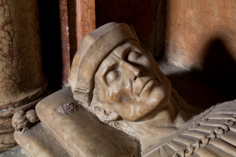 Modena, Duomo, interno, navata destra: monumento funerario dedicato a Francesco Molza; di