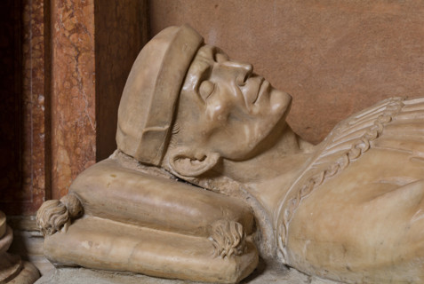 Modena, Duomo, interno, navata destra: monumento funerario dedicato a Francesco Molza; di