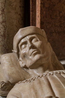 Modena, Duomo, interno, navata destra: monumento funerario dedicato a Francesco Molza; di