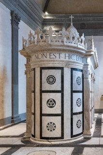 Il Tempietto del Santo Sepolcro, monumento funebre di Firenze, conservato nella cappella del Santo
