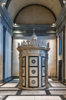 Il Tempietto del Santo Sepolcro, monumento funebre di Firenze, conservato nella cappella del Santo