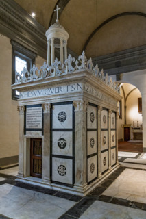 Il Tempietto del Santo Sepolcro, monumento funebre di Firenze, conservato nella cappella del Santo
