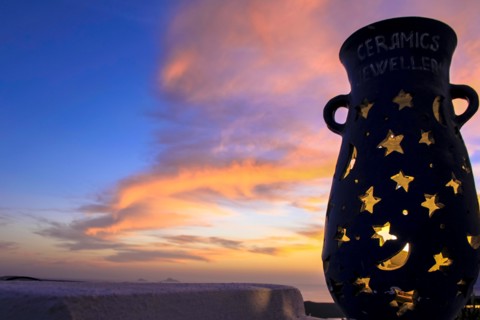 Vase, Santorini, Greece