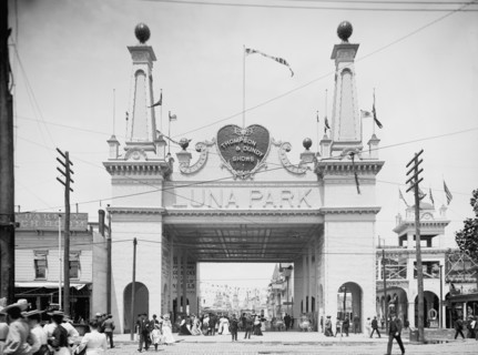 Entrance to Luna Park, Coney Island, New York City, New York, USA, Detroit Publishing Company, 1905