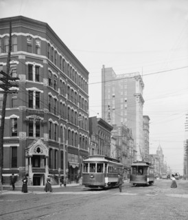 Street Scene, Market Street, Louisville, Kentucky, USA, Detroit Publishing Company, 1905