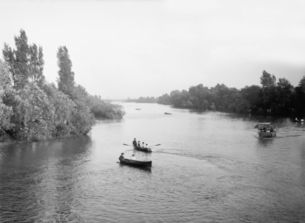 Boating on Lake, Jackson Park, Chicago, Illinois, USA, Detroit Publishing Company, 1905